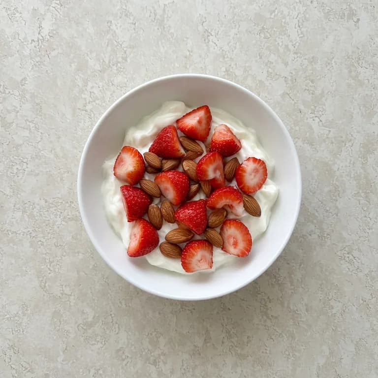 Greek yogurt with berries
