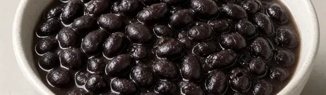 Black beans, cooked illustration